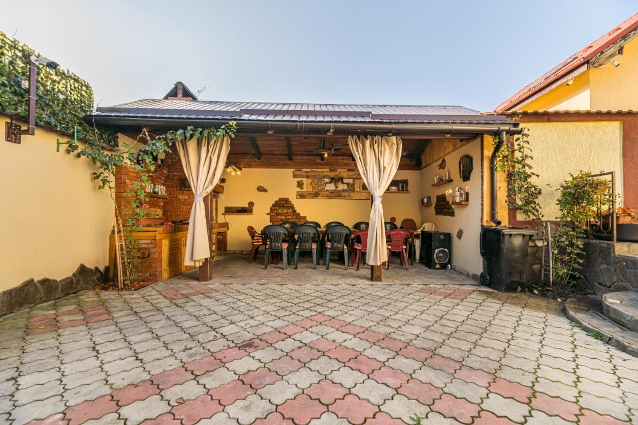 Casa David Villa Sacele Exterior photo
